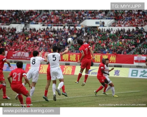 新疆对阵深圳足球比赛在线直播全程回顾与精彩瞬间分享